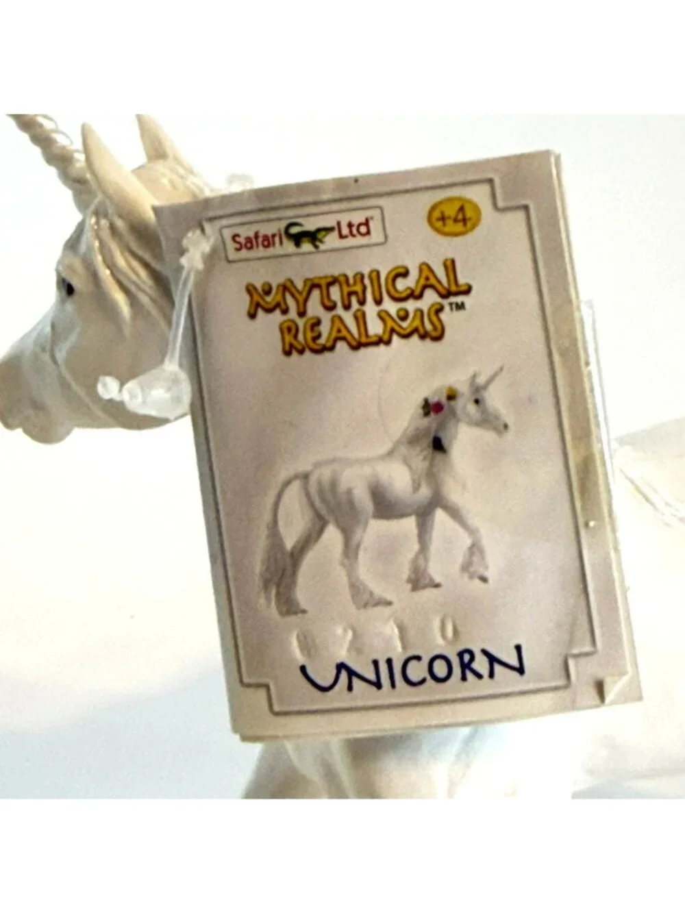 Safari Ltd Mythical Realms Unicorn Figurine With Floral Accents 2008